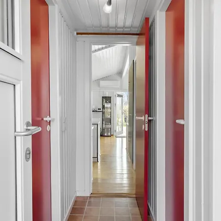 2 Bedroom Cozy Home In Bindslev *