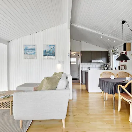 3 Bedroom Beautiful In Bindslev